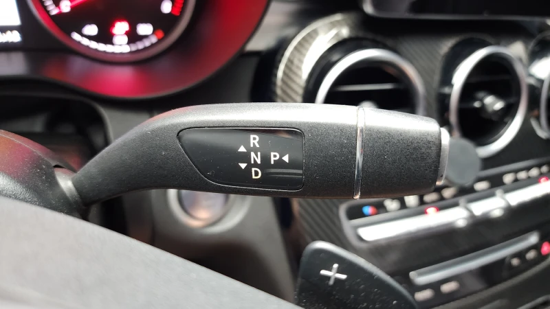 Mercedes-Benz C 200, снимка 8 - Автомобили и джипове - 52548621