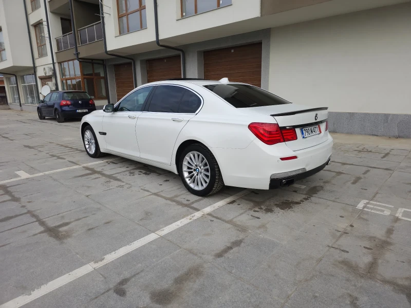 BMW 730 M PACK* ЛИЗИНГ* ВАКУМ* HEAD-UP* ДИСТРОНИК* , снимка 3 - Автомобили и джипове - 52744342