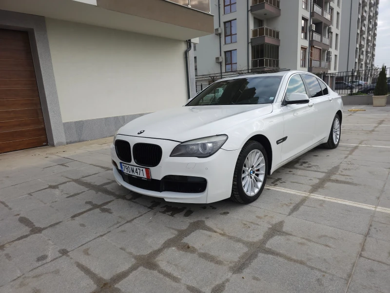 BMW 730 M PACK* ЛИЗИНГ* ВАКУМ* HEAD-UP* ДИСТРОНИК* , снимка 2 - Автомобили и джипове - 52744342