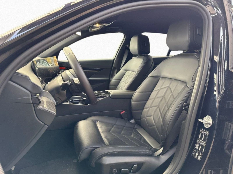 BMW 520 d/xDrive/M-SPORT/LED/HEAD UP/360/H&K/, снимка 7 - Автомобили и джипове - 52614777