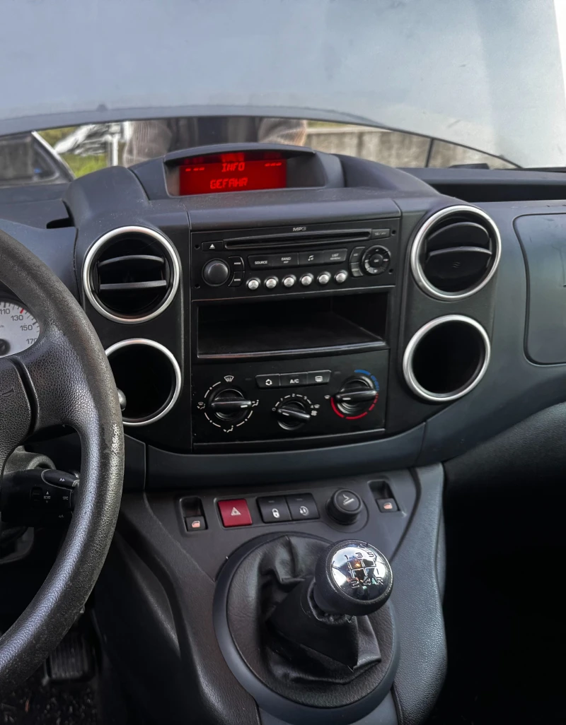 Peugeot Partner Tepee, снимка 8 - Автомобили и джипове - 52966950