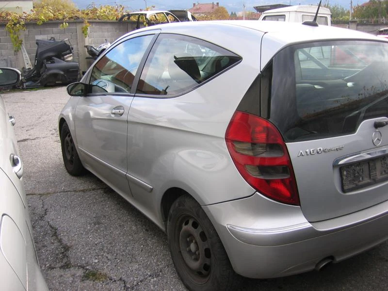 Mercedes-Benz A 160, снимка 2 - Автомобили и джипове - 37301890