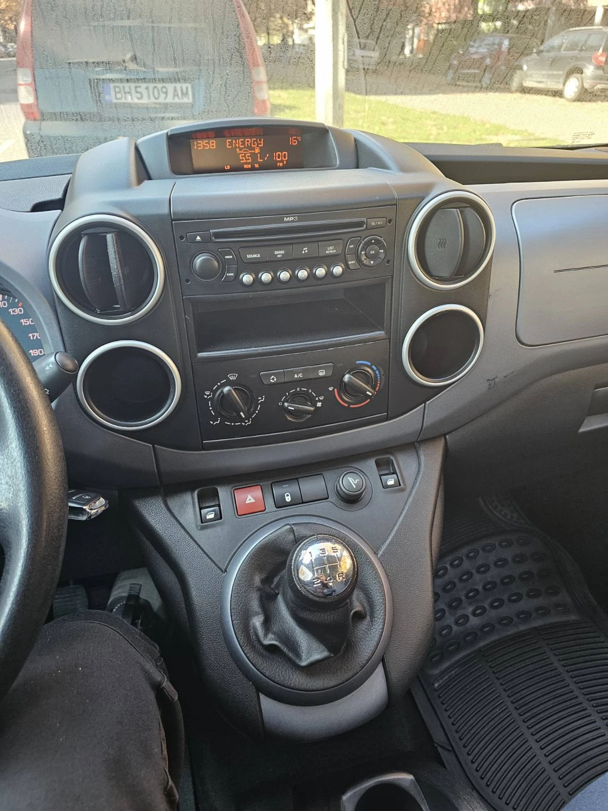 Citroen Berlingo 1.6Hdi MULTISPACE - изображение 9