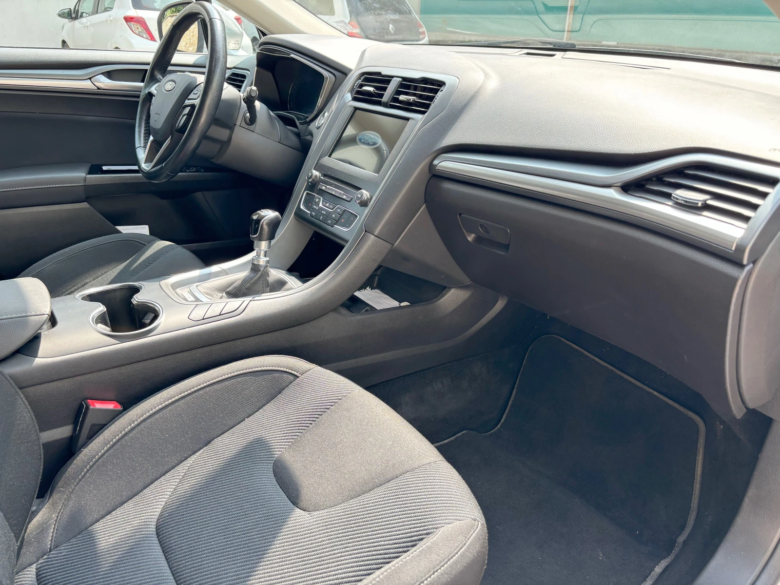 Ford Mondeo Titanim  - изображение 4