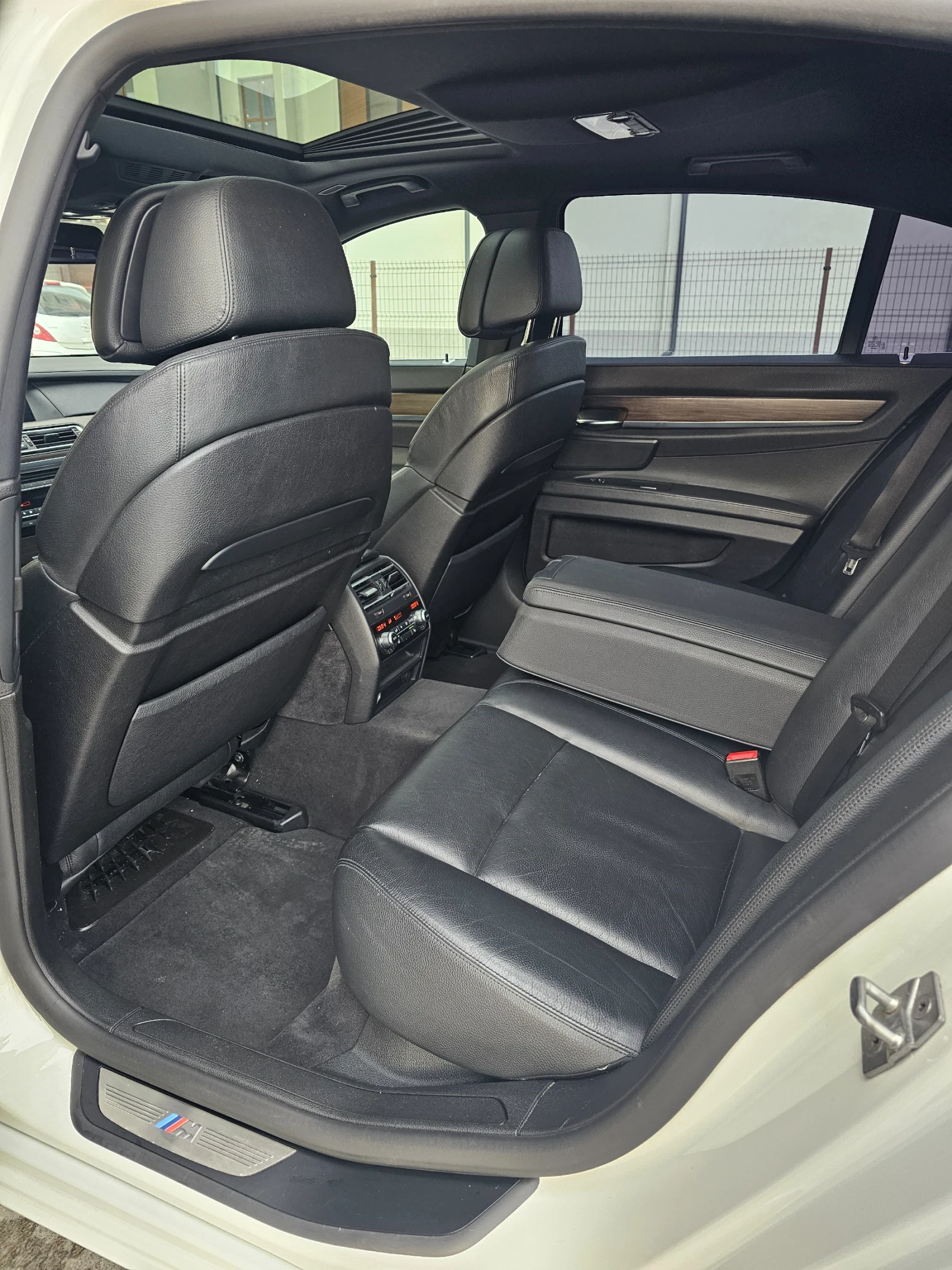 BMW 730 M PACK* ������* �����* HEAD-UP* ���������*  | Mobile.bg � ����������� 7