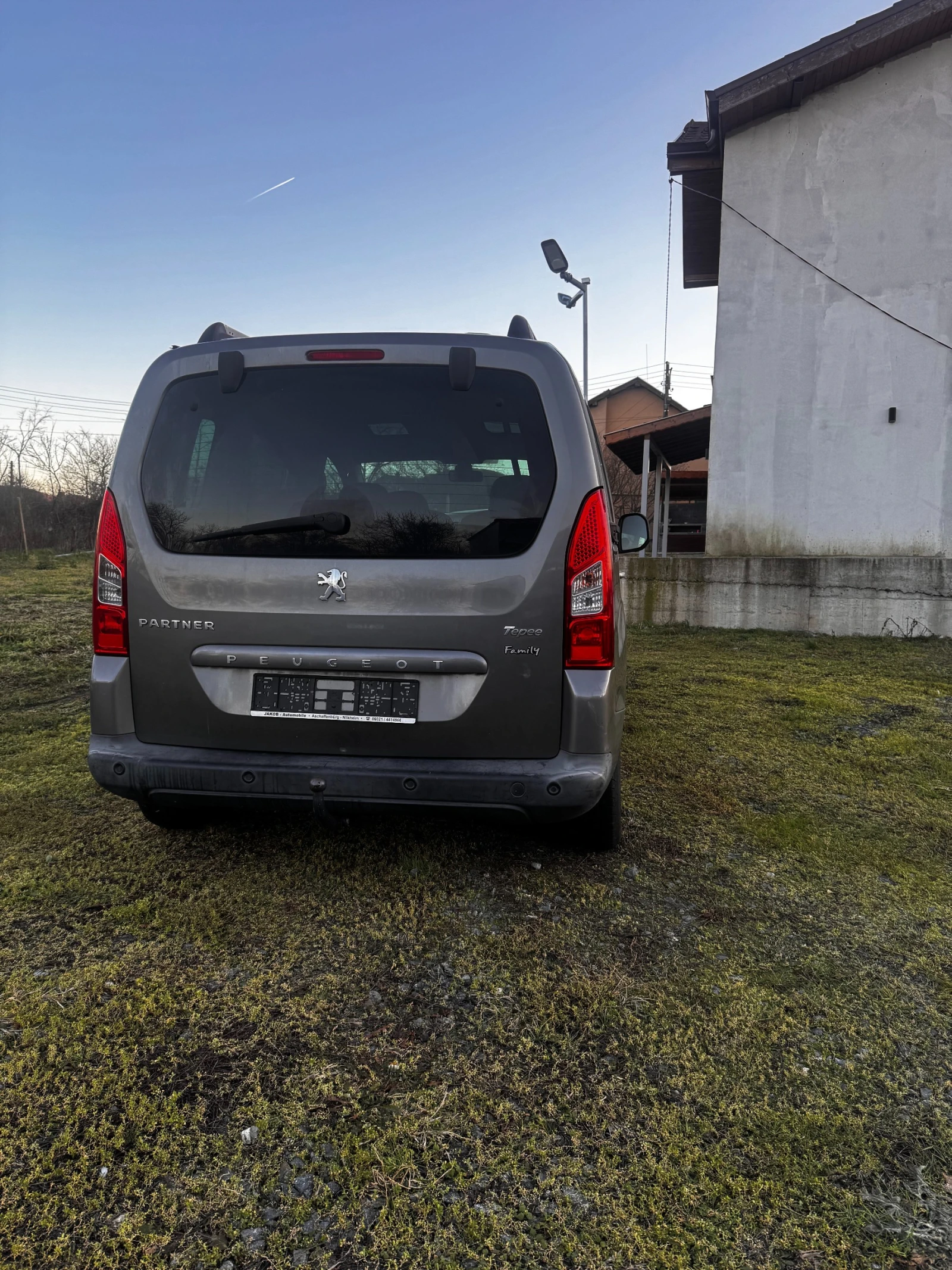 Peugeot Partner Tepee - изображение 6