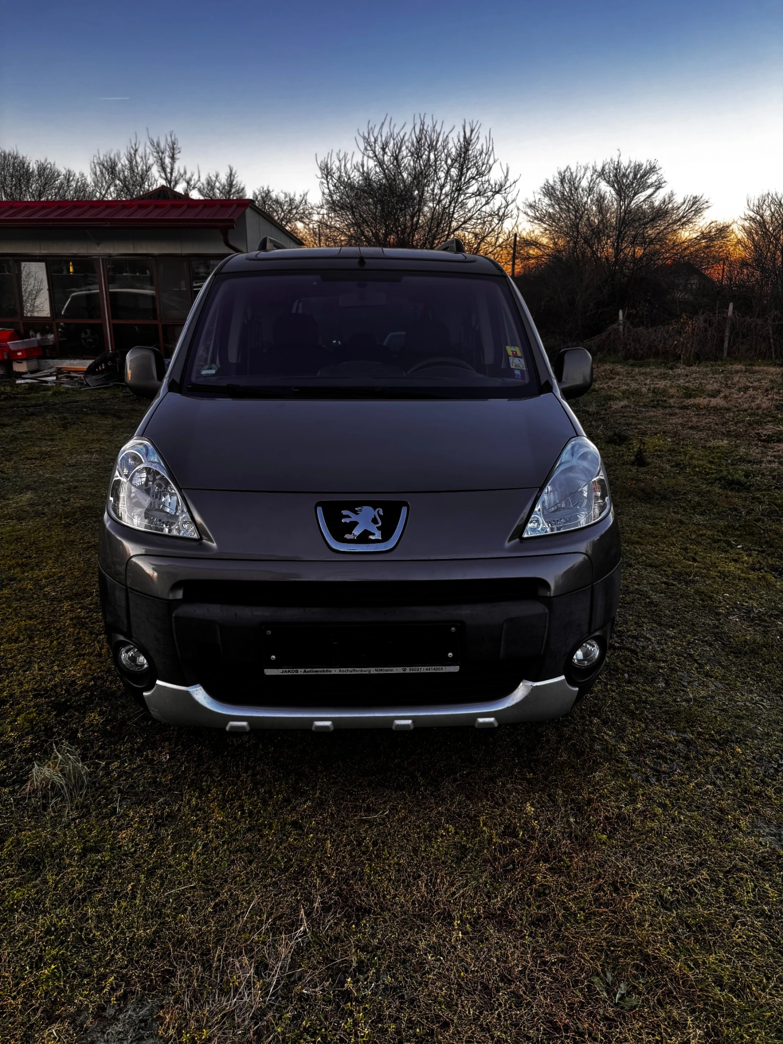 Peugeot Partner Tepee - изображение 2