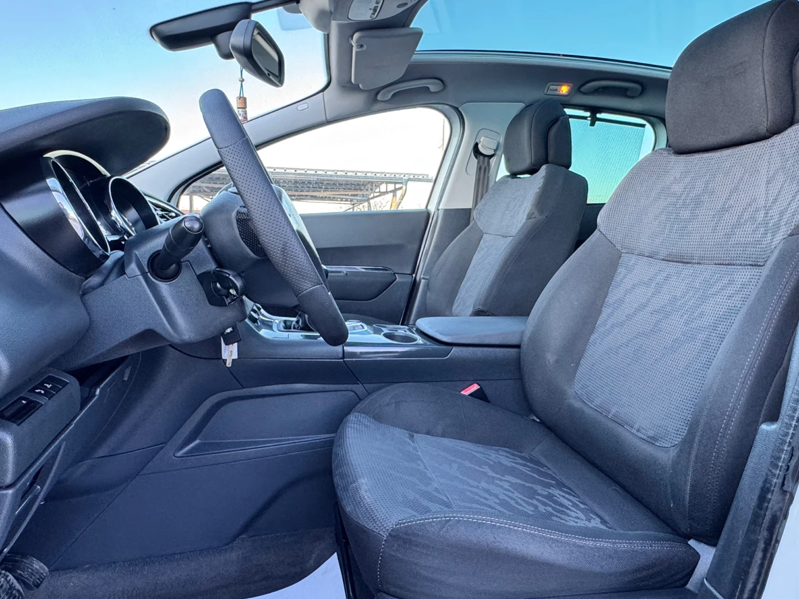 Peugeot 3008 1.6HDI ИТАЛИЯ - изображение 5