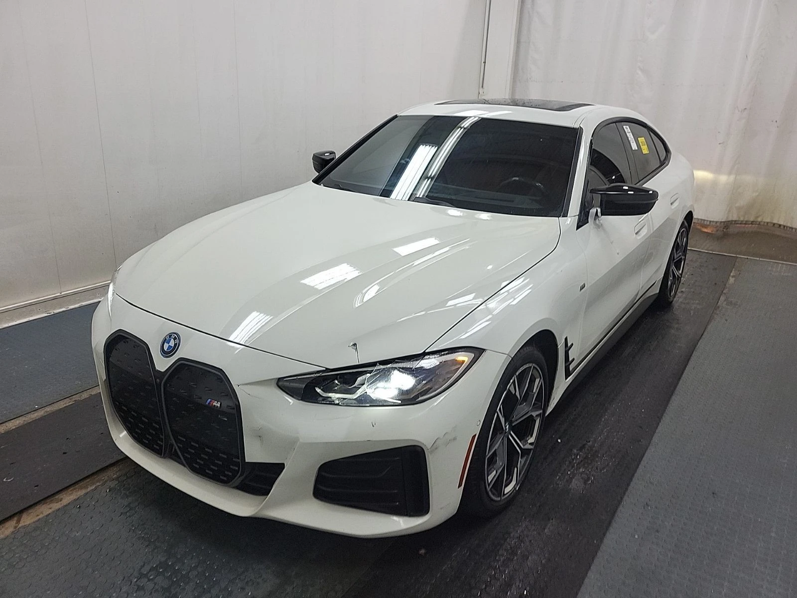 BMW i4 M50 С РЕГИСТРАЦИЯ & АВТО КРЕДИТ