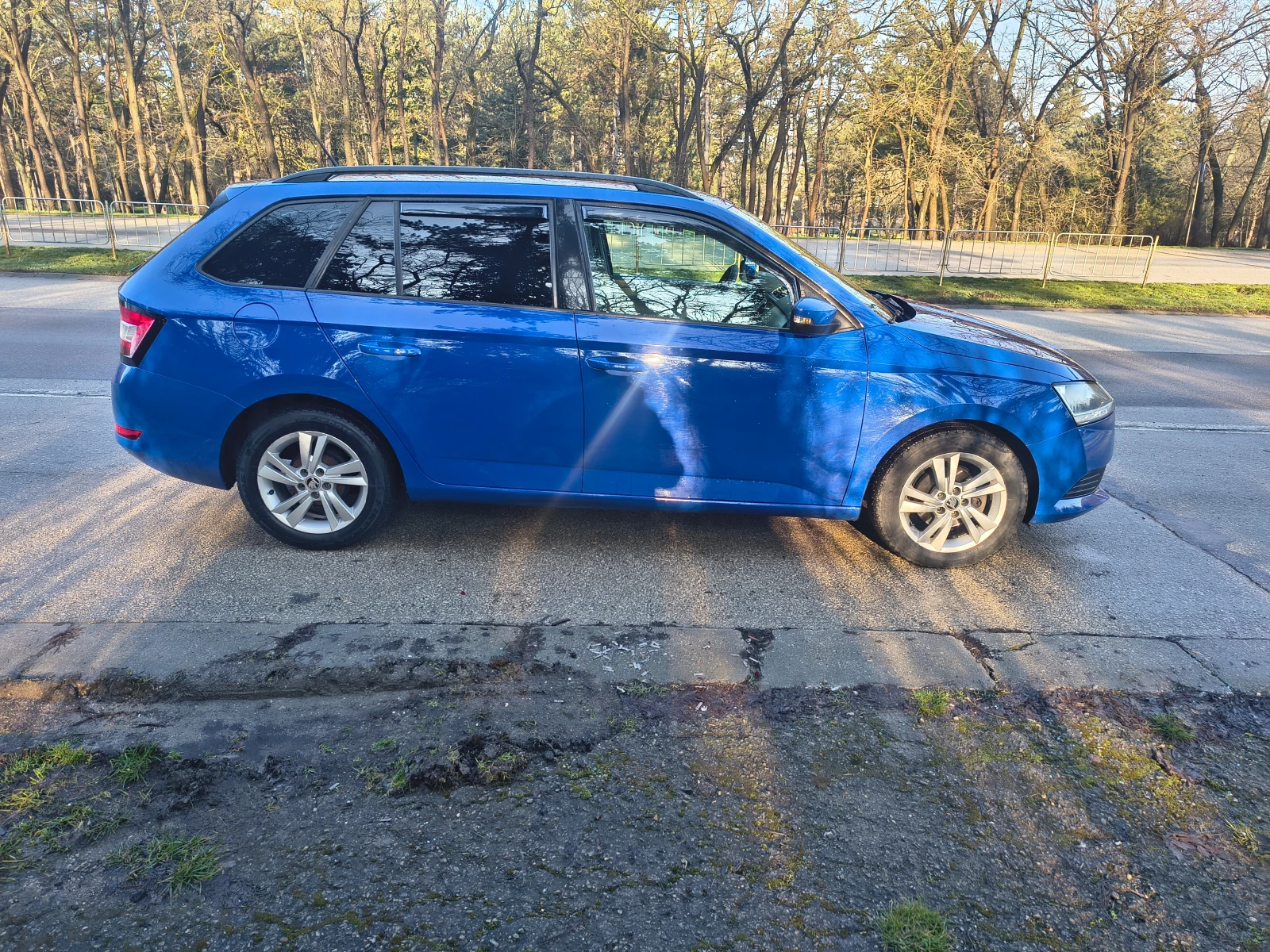 Skoda Fabia 1.0 газ бензин, снимка 2 - Автомобили и джипове - 53757551