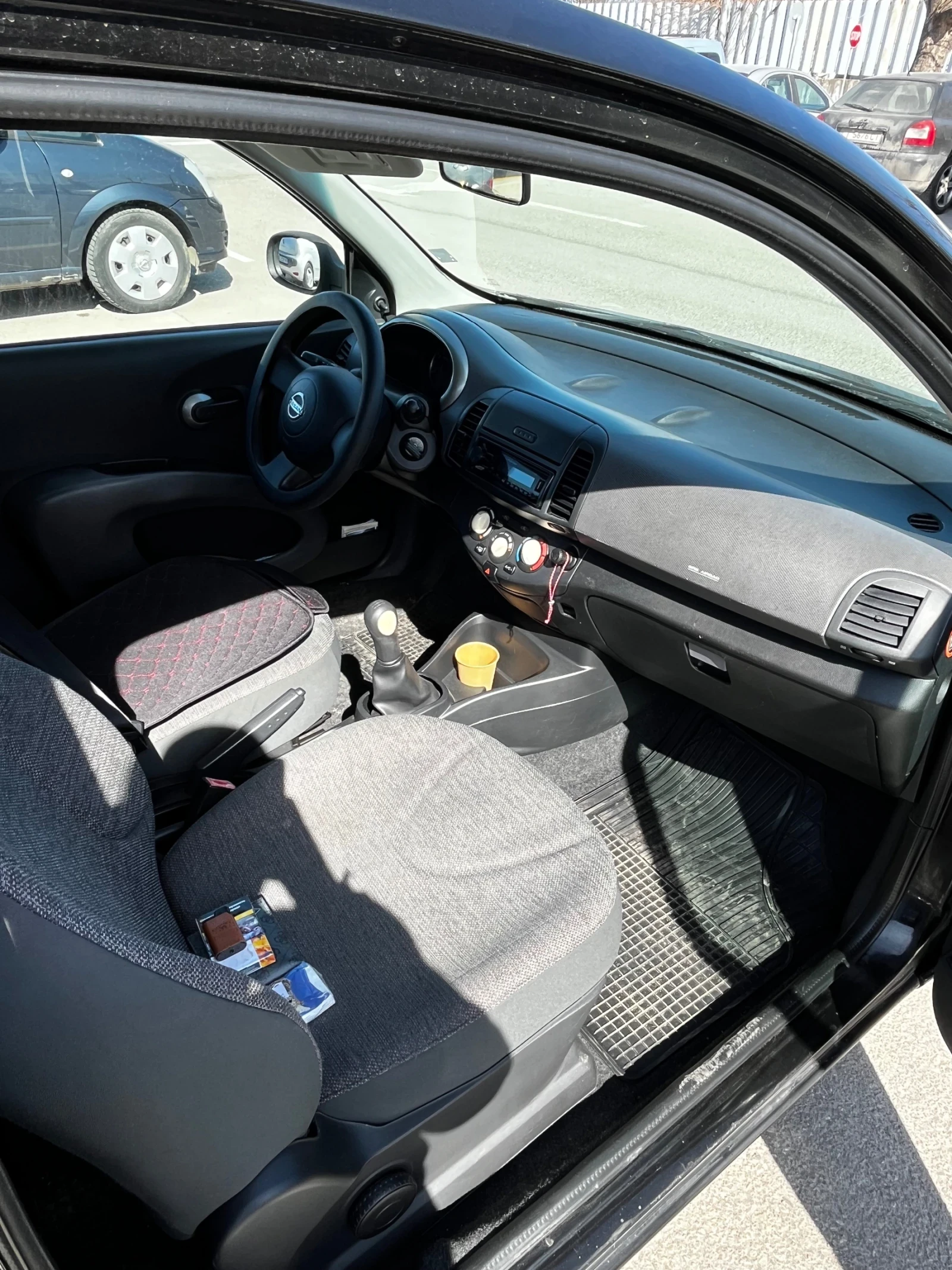 Nissan Micra 1.2 benzin, снимка 6 - Автомобили и джипове - 53801339