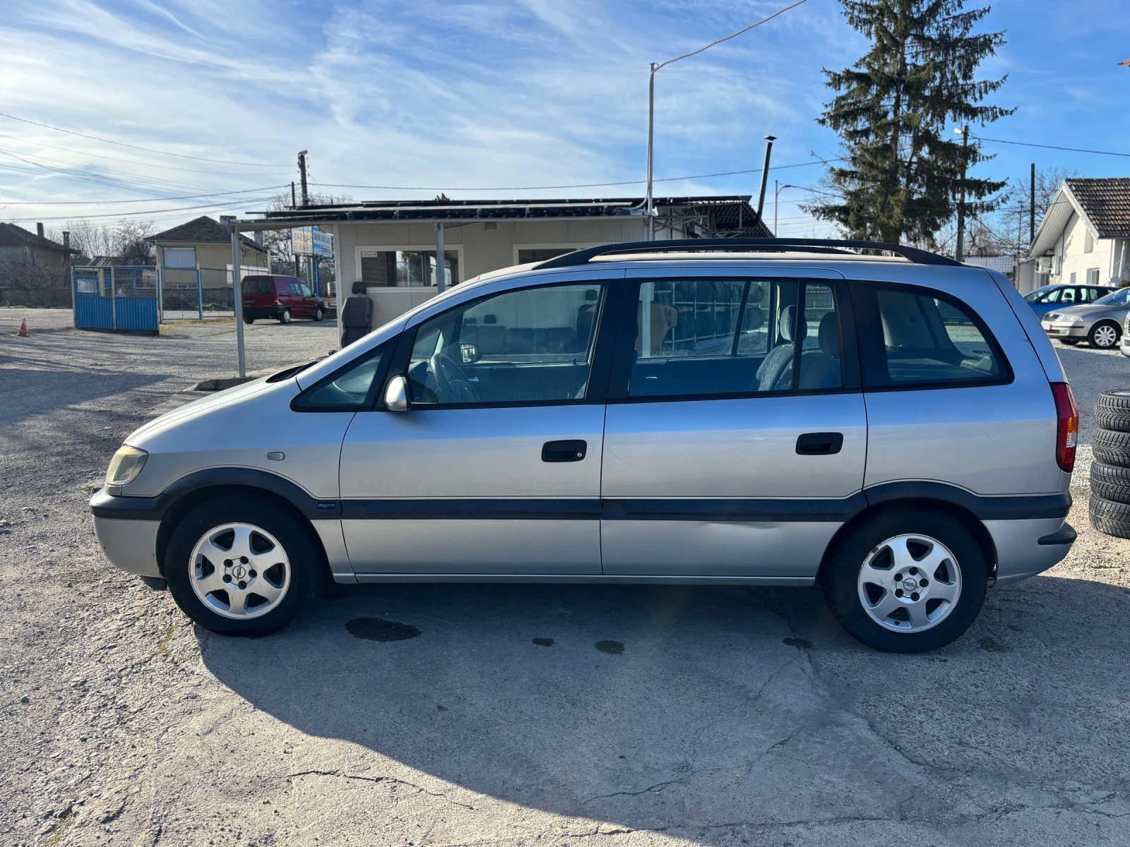 Opel Zafira 2.0DTH 1.6 1.8 НА ЧАСТИ , снимка 2 - Автомобили и джипове - 53896043