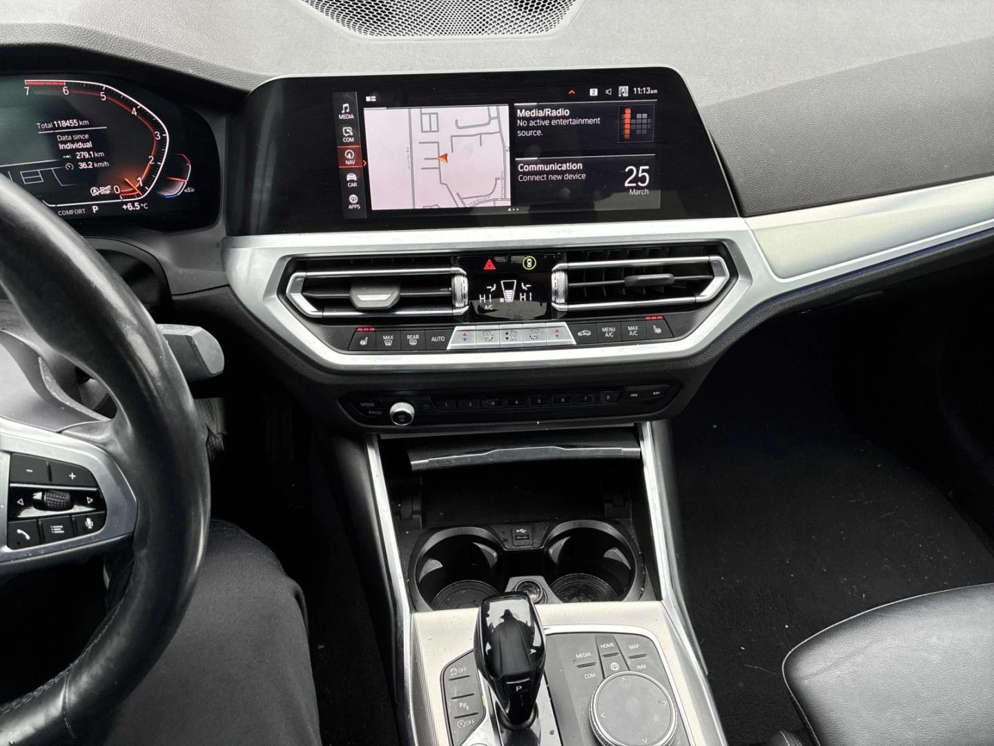 BMW 330 M-pkg* Xdrive* Keyless* CarPlay* Подгрев* , снимка 9 - Автомобили и джипове - 53983702