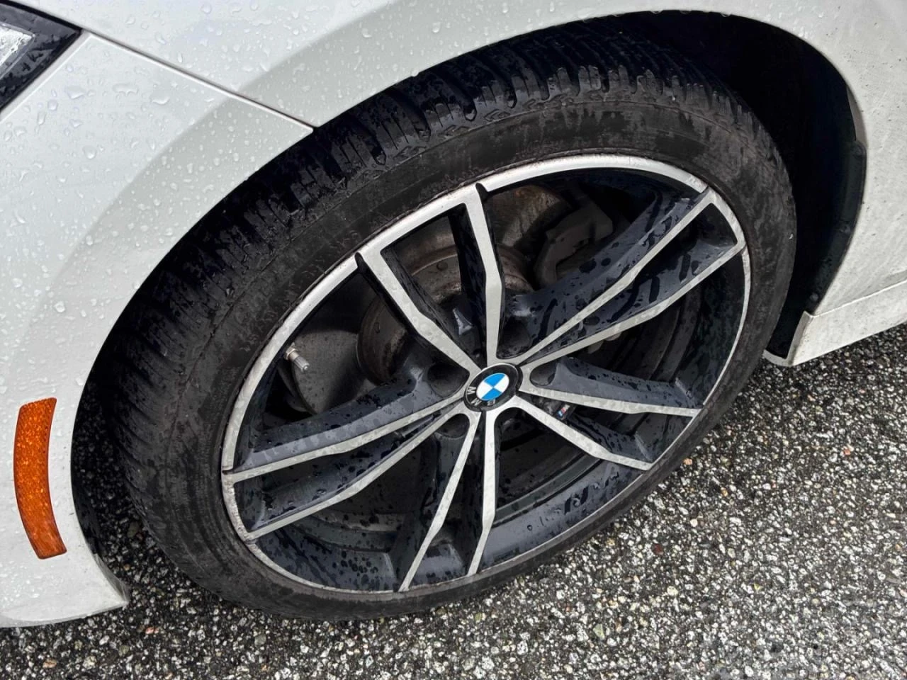 BMW 330 M-pkg* Xdrive* Keyless* CarPlay* Подгрев* , снимка 6 - Автомобили и джипове - 53983702