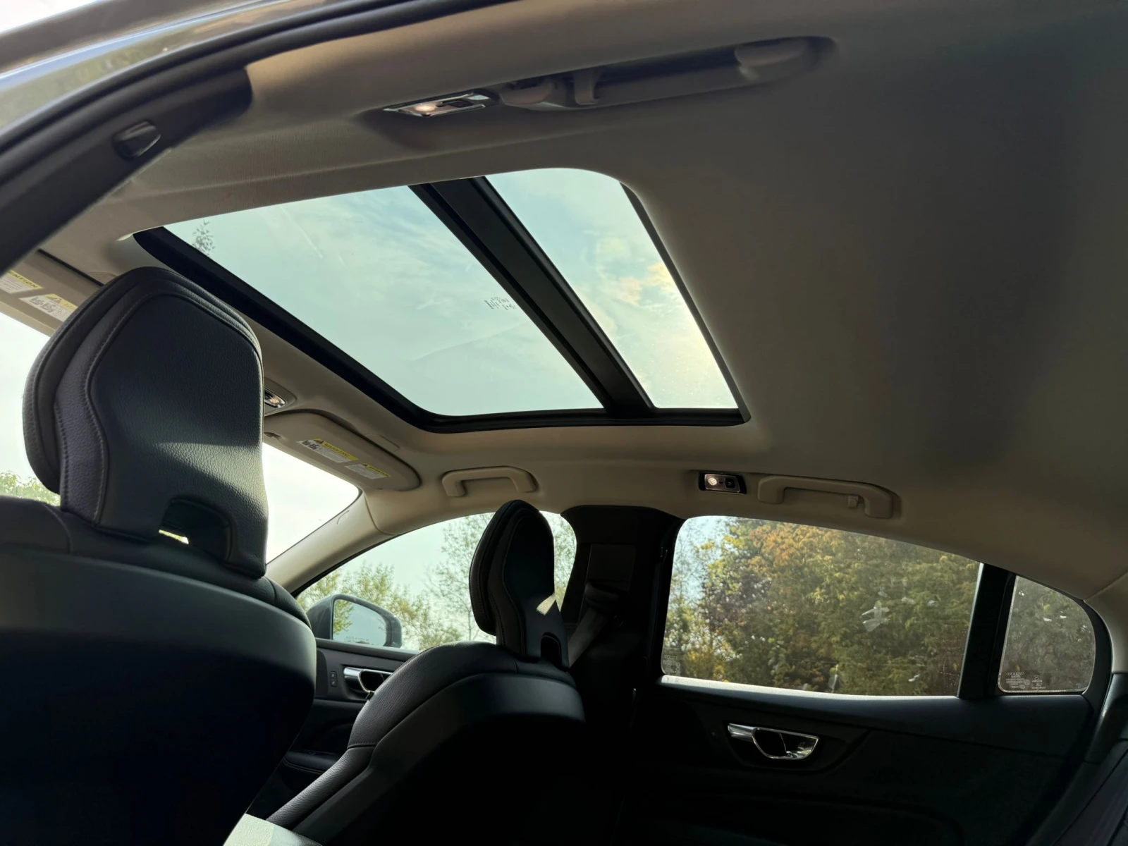 Volvo S60 Momentum * * CARFAX * * АВТО КРЕДИТ * * , снимка 9 - Автомобили и джипове - 54058833