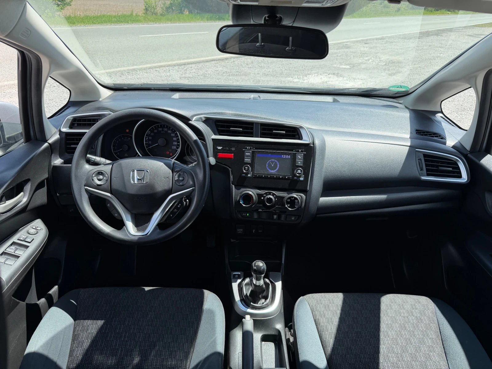 Honda Jazz 1.3i-VTEC TREND EURO 6 TUV COC , снимка 12 - Автомобили и джипове - 54449099