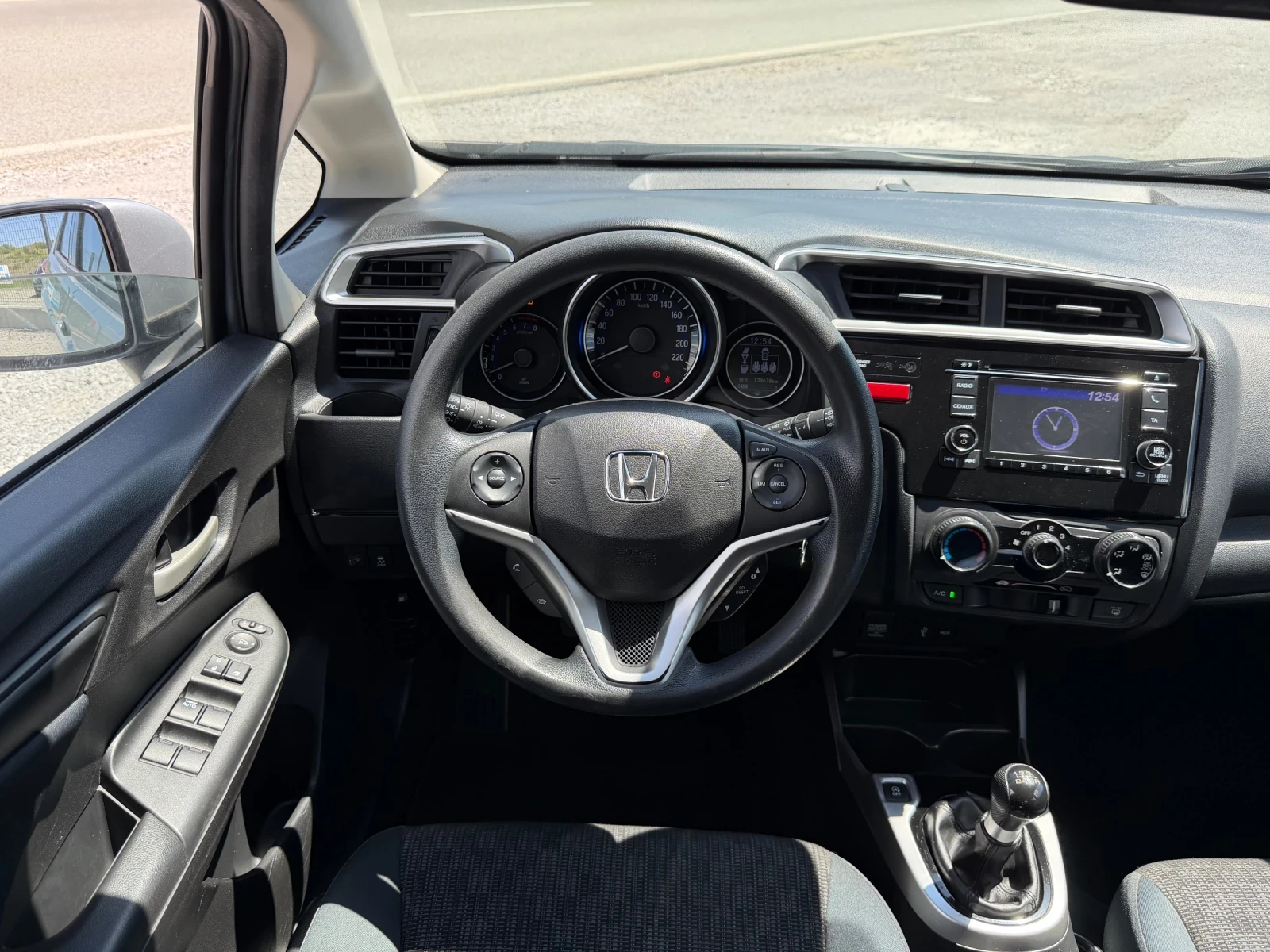 Honda Jazz 1.3i-VTEC TREND EURO 6 TUV COC , снимка 13 - Автомобили и джипове - 54449099