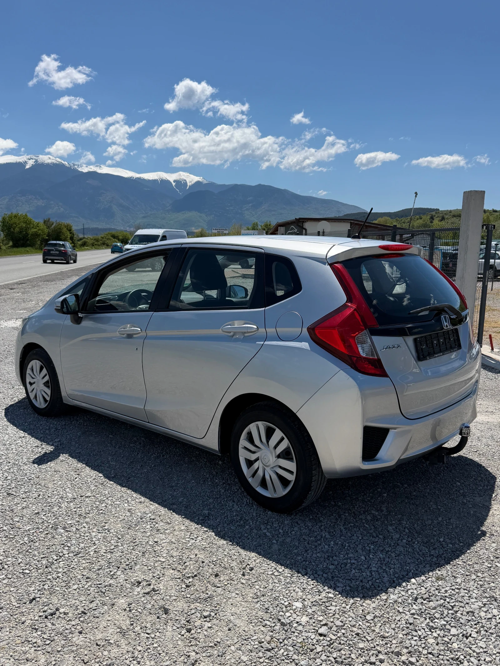 Honda Jazz 1.3i-VTEC TREND EURO 6 TUV COC , снимка 9 - Автомобили и джипове - 54449099