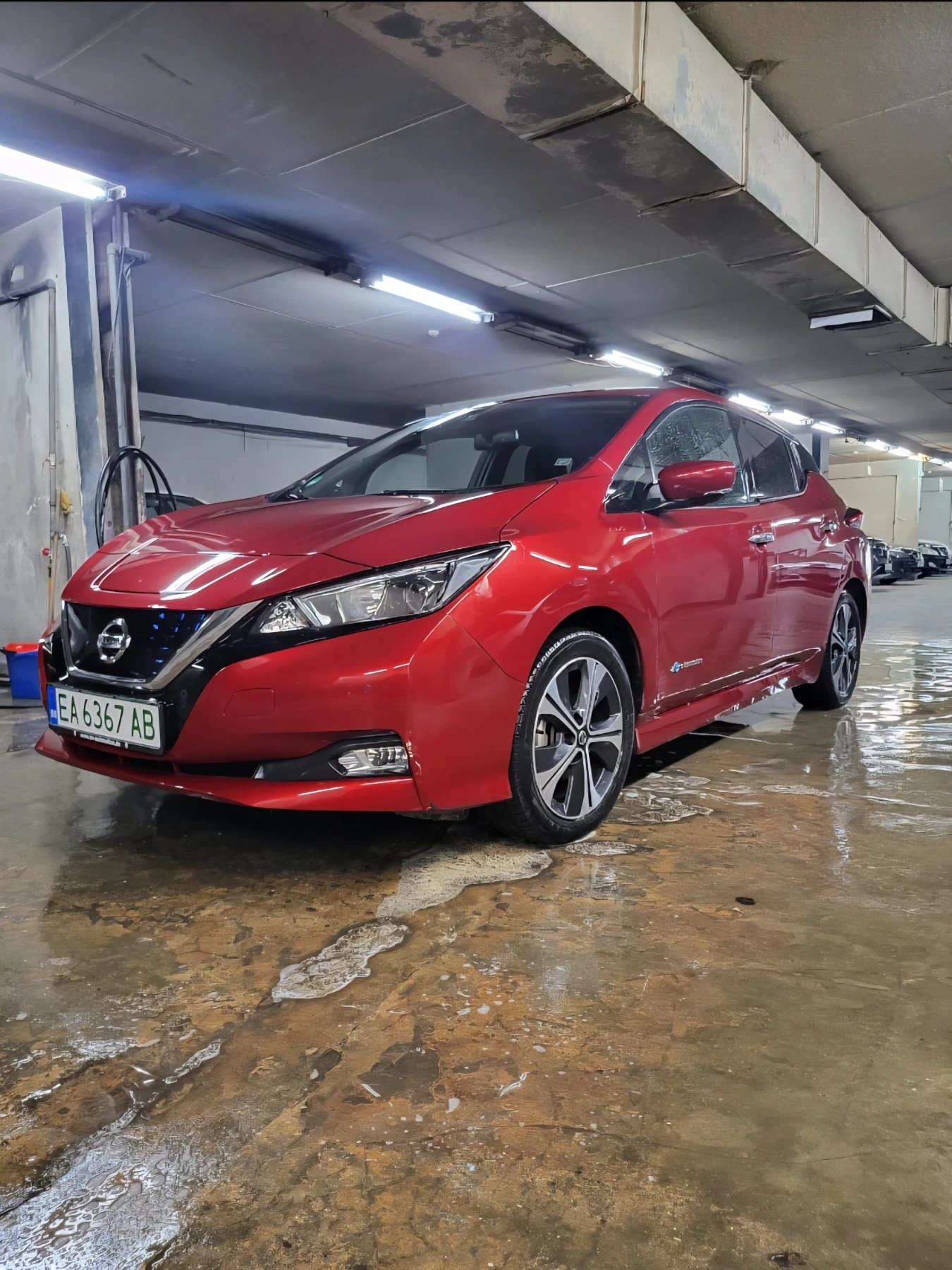 Nissan Leaf  40kw 360cam, снимка 2 - Автомобили и джипове - 54457936