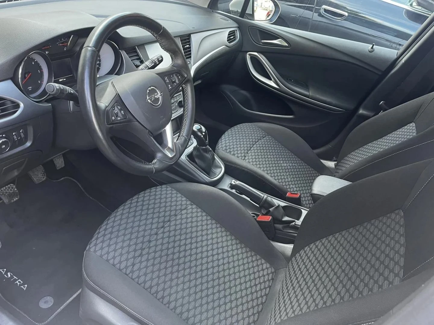 Opel Astra Sport, снимка 4 - Автомобили и джипове - 55207981