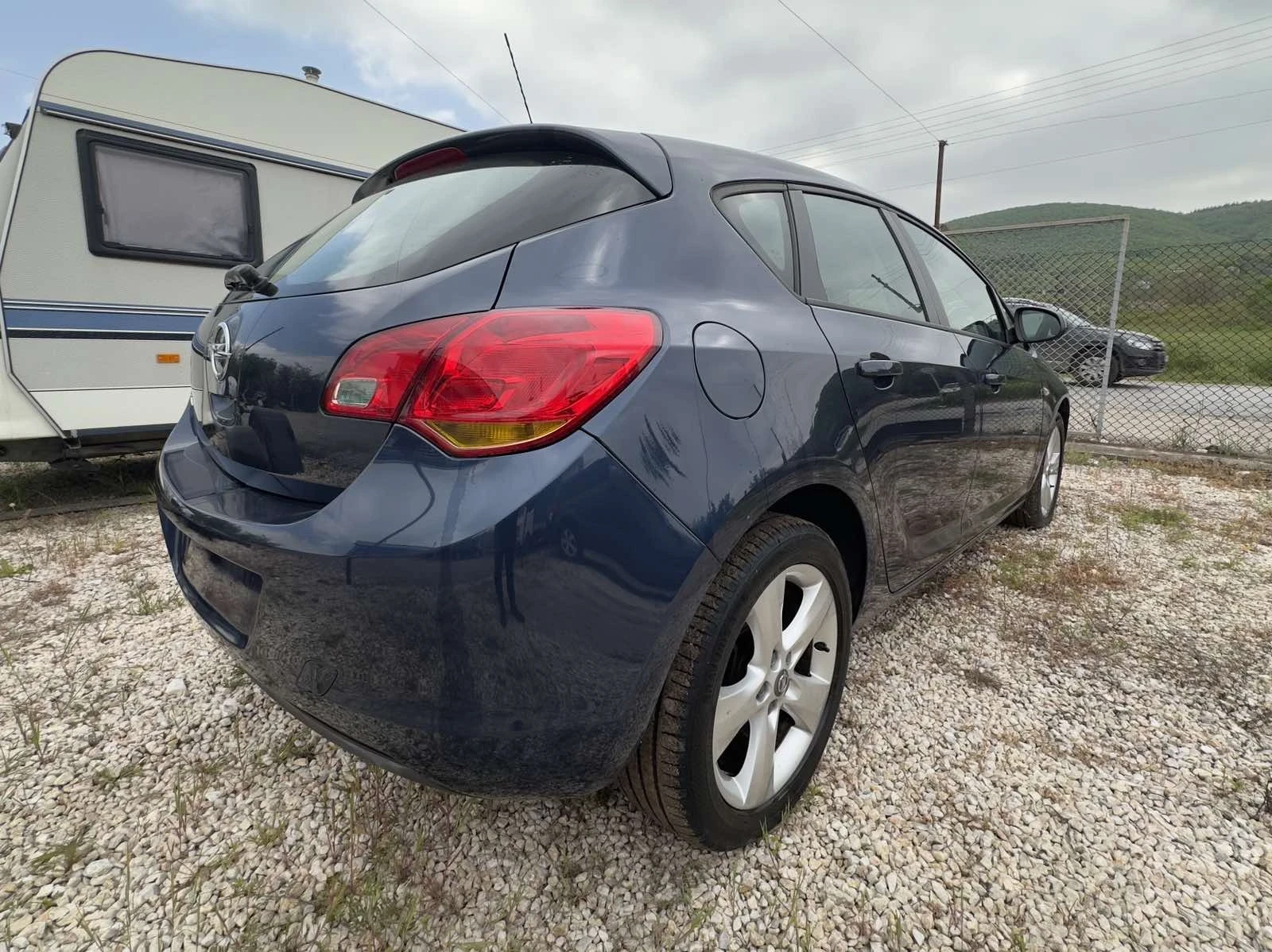 Opel Astra 1.4i 101hp, снимка 4 - Автомобили и джипове - 55253856