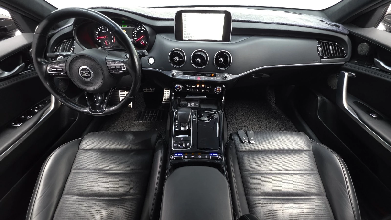 Kia Stinger 2.0* HUD* 360* ������� �����* ��. ��������* ������ | Mobile.bg � ����������� 7
