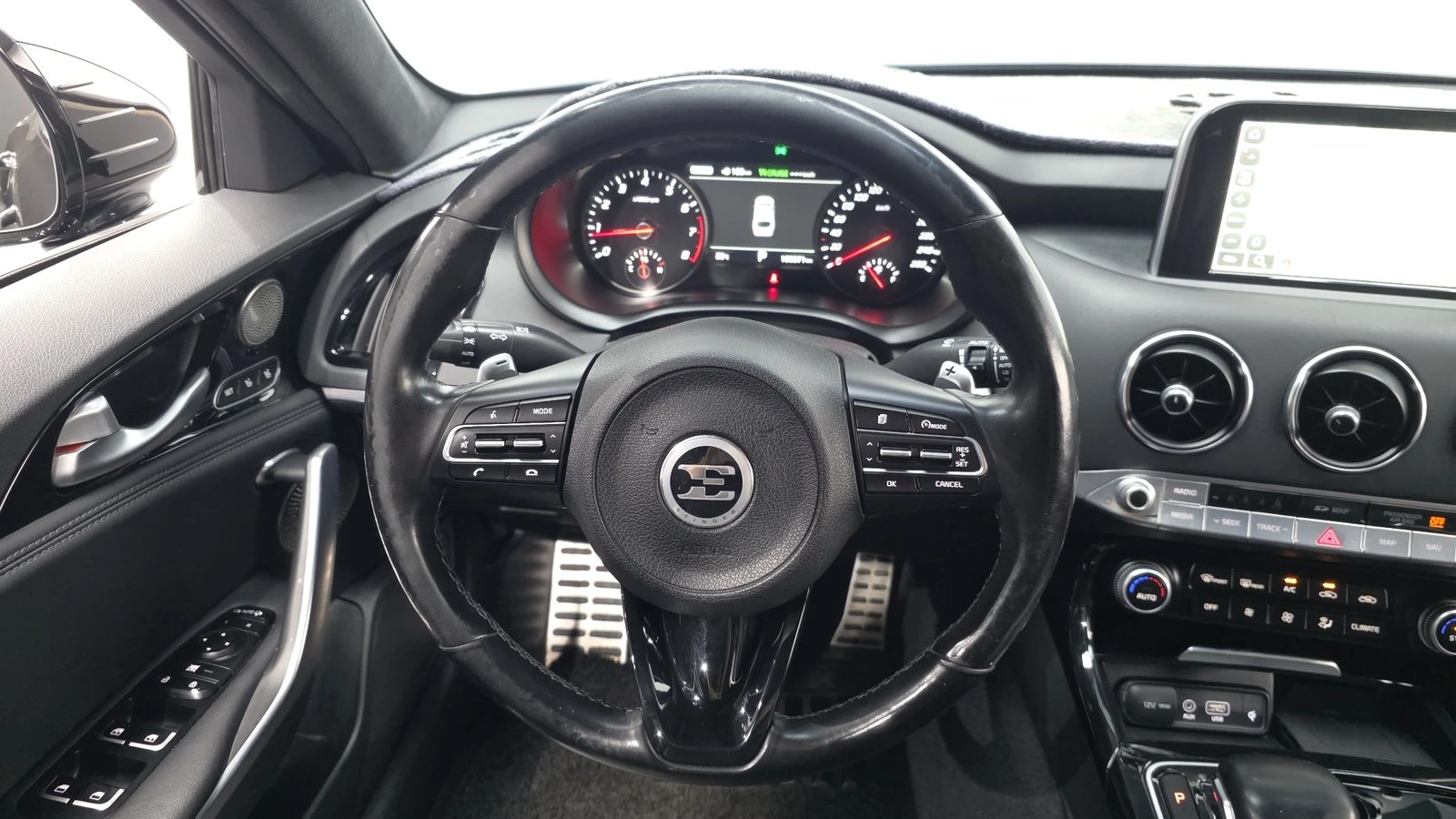 Kia Stinger 2.0* HUD* 360* ������� �����* ��. ��������* ������ | Mobile.bg � ����������� 14