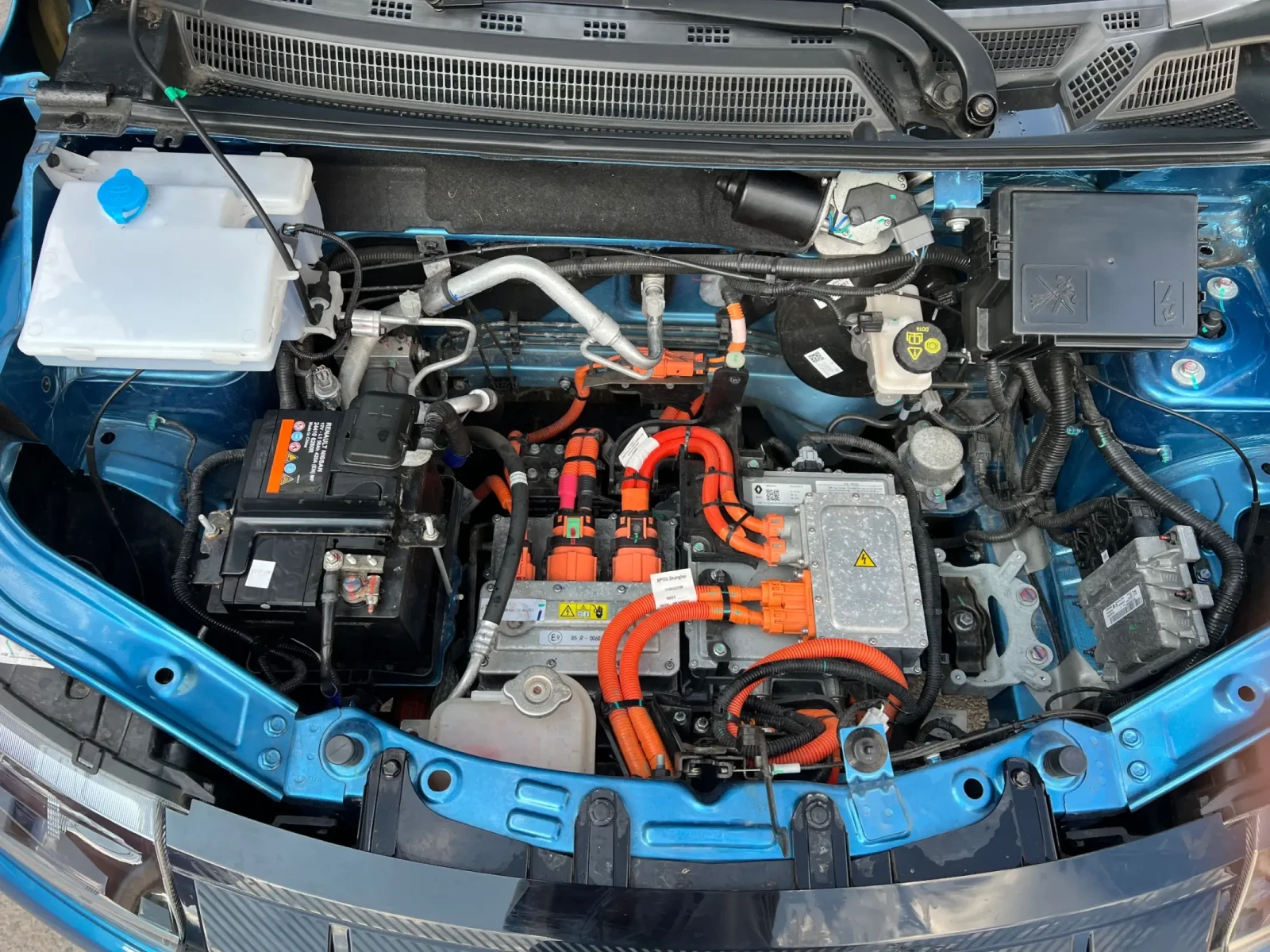 Dacia Spring 25690km, снимка 10 - Автомобили и джипове - 55617662
