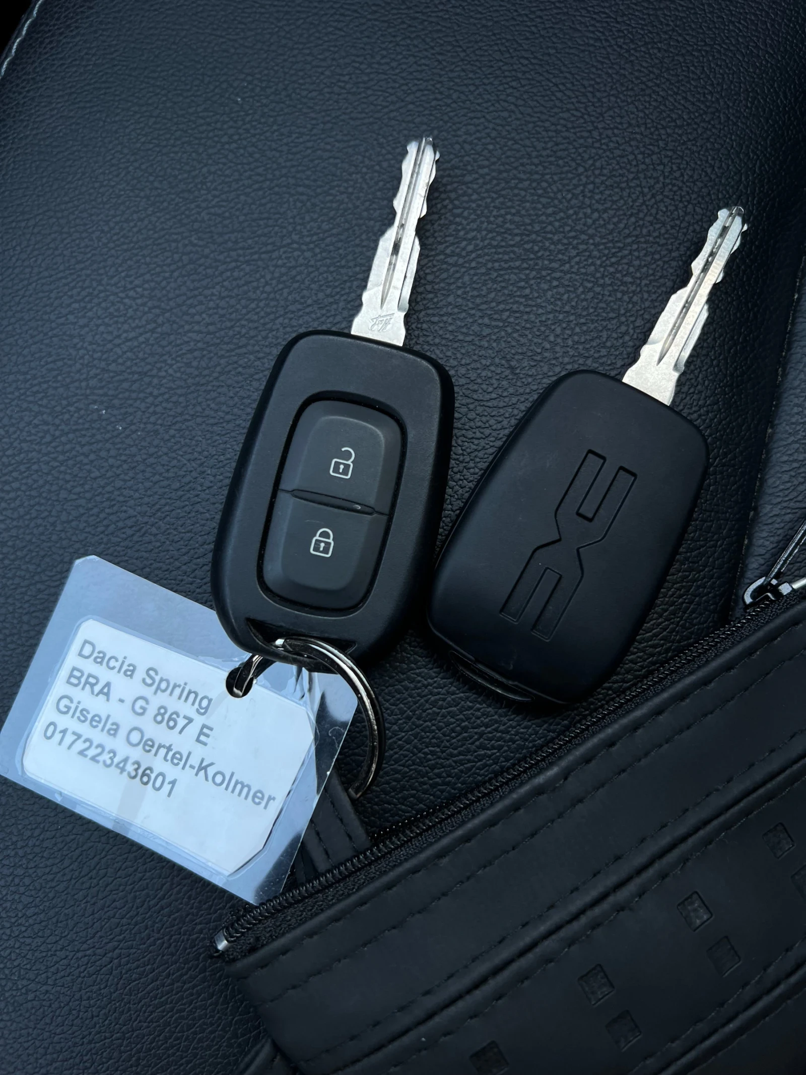 Dacia Spring 25690km, снимка 14 - Автомобили и джипове - 55617662