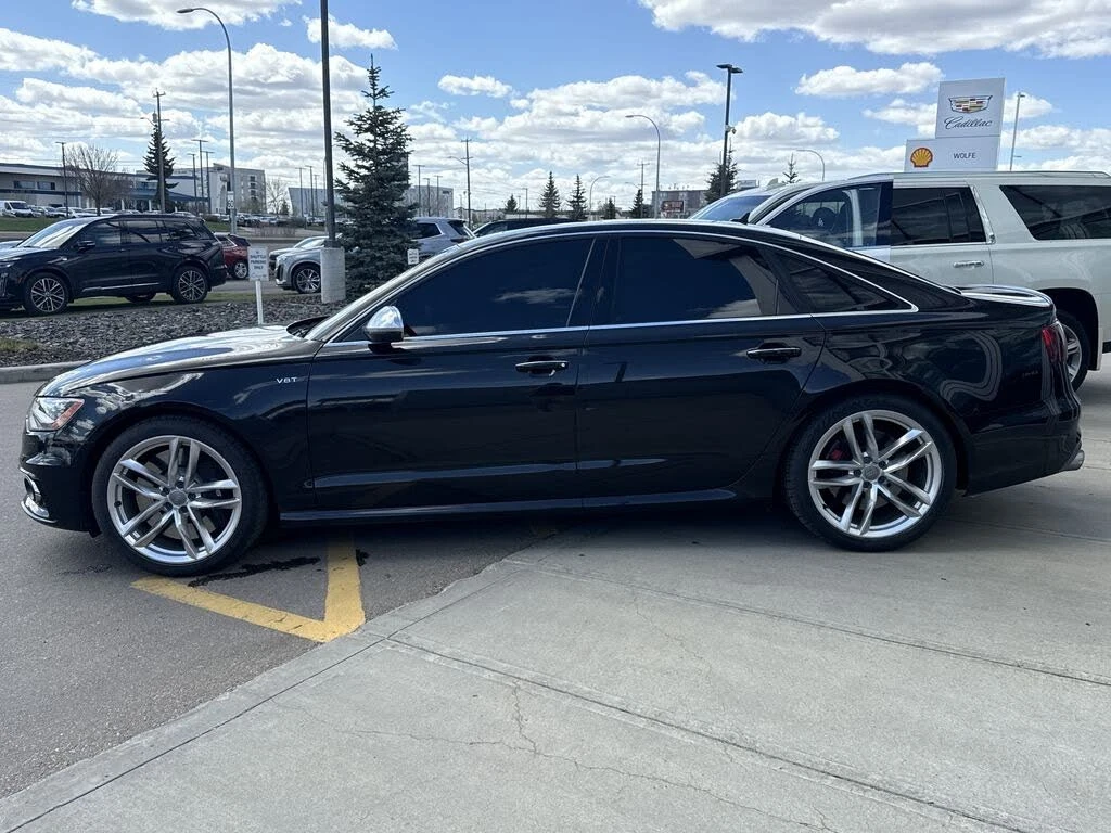 Audi S6 4.0T* QUATTRO* BOSE* HUD* 360* PANO* ПОДГРЕВ* , снимка 6 - Автомобили и джипове - 55627270