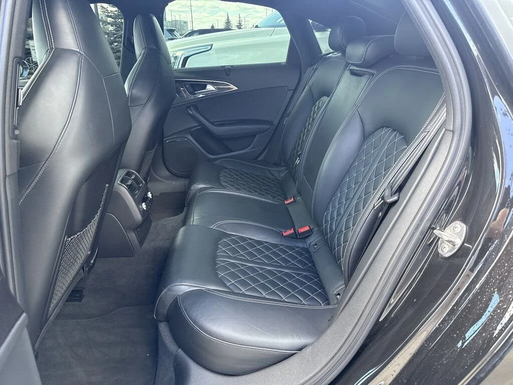 Audi S6 4.0T* QUATTRO* BOSE* HUD* 360* PANO* ПОДГРЕВ* , снимка 17 - Автомобили и джипове - 55627270