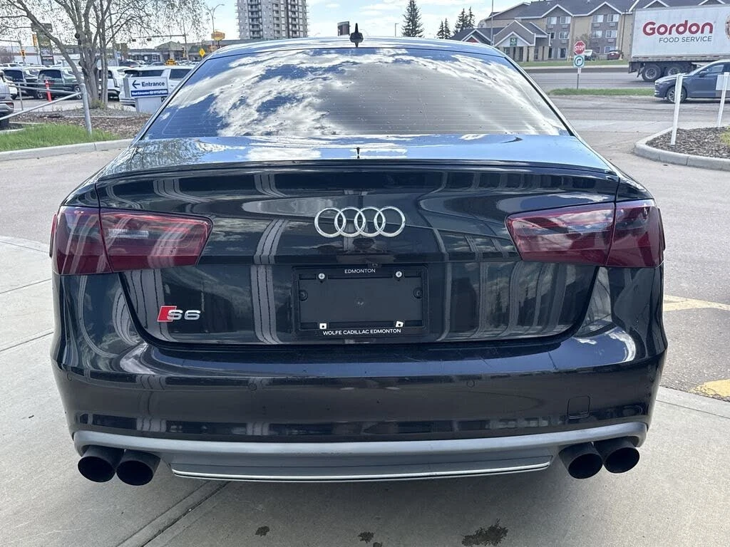 Audi S6 4.0T* QUATTRO* BOSE* HUD* 360* PANO* ПОДГРЕВ* , снимка 8 - Автомобили и джипове - 55627270