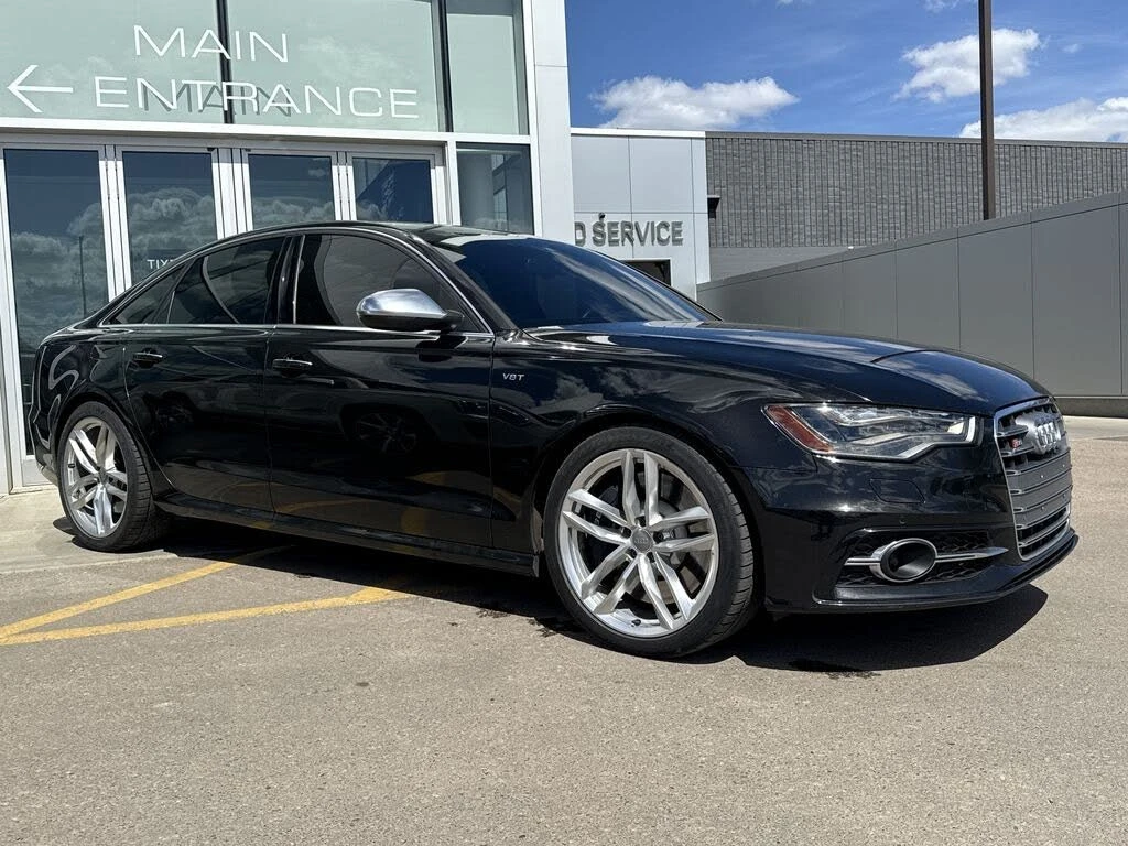 Audi S6 4.0T* QUATTRO* BOSE* HUD* 360* PANO* ПОДГРЕВ* , снимка 3 - Автомобили и джипове - 55627270