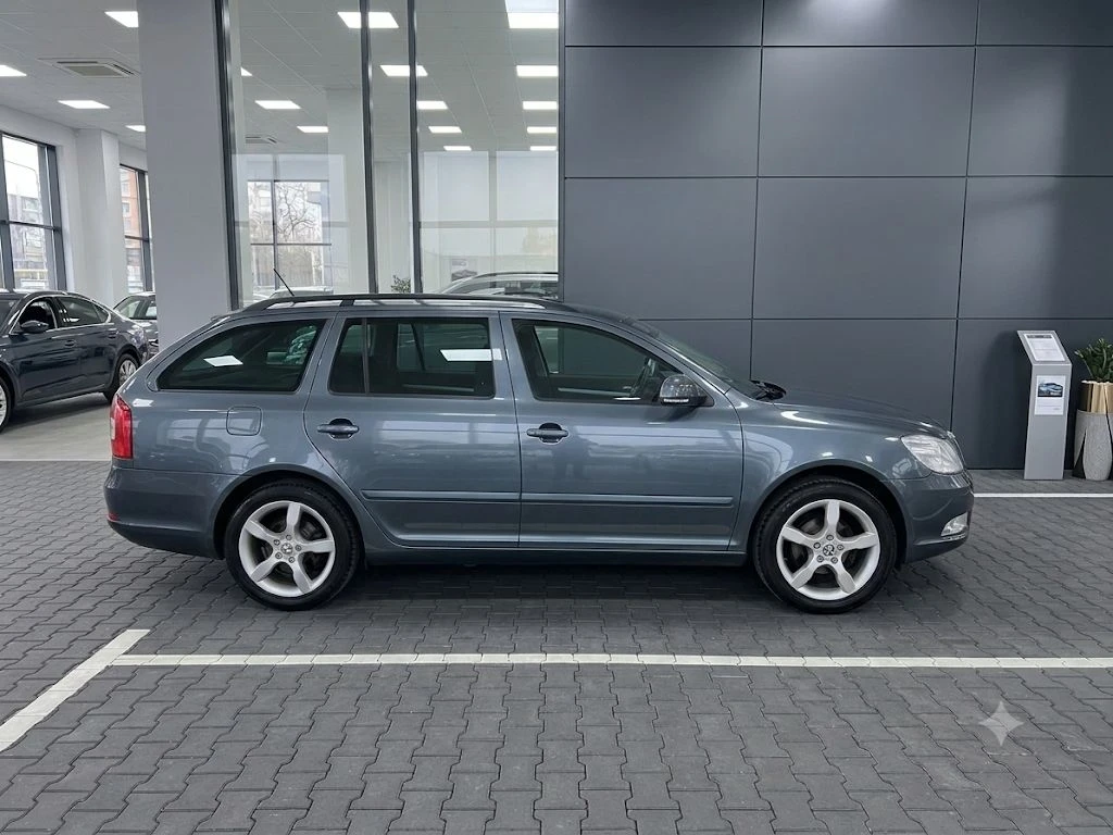 Skoda Octavia 2.0 TDI 4X4 6 скорости, снимка 3 - Автомобили и джипове - 55779464