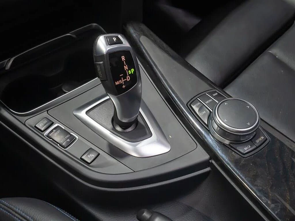BMW 330 i* XDRIVE* M SPORT* CARPLAY* �������* ������ ���� | Mobile.bg � ����������� 12