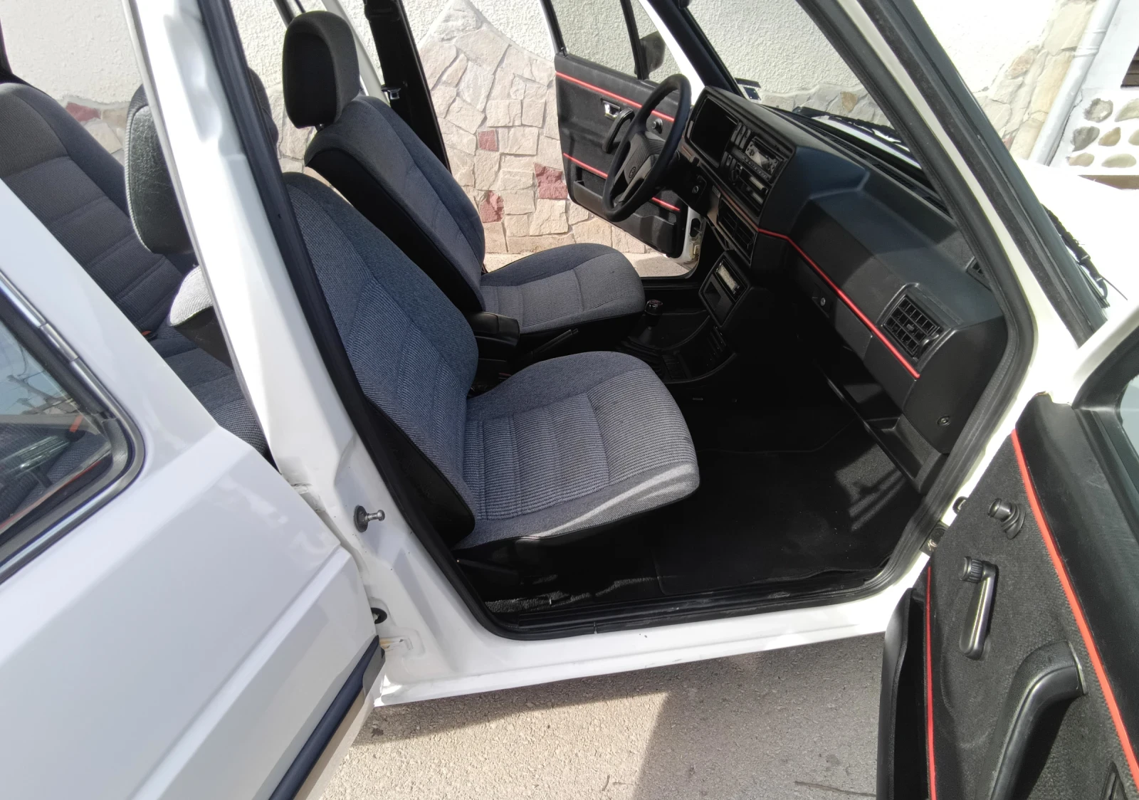 VW Golf 2.         Газ+ Бензин, снимка 9 - Автомобили и джипове - 56567139