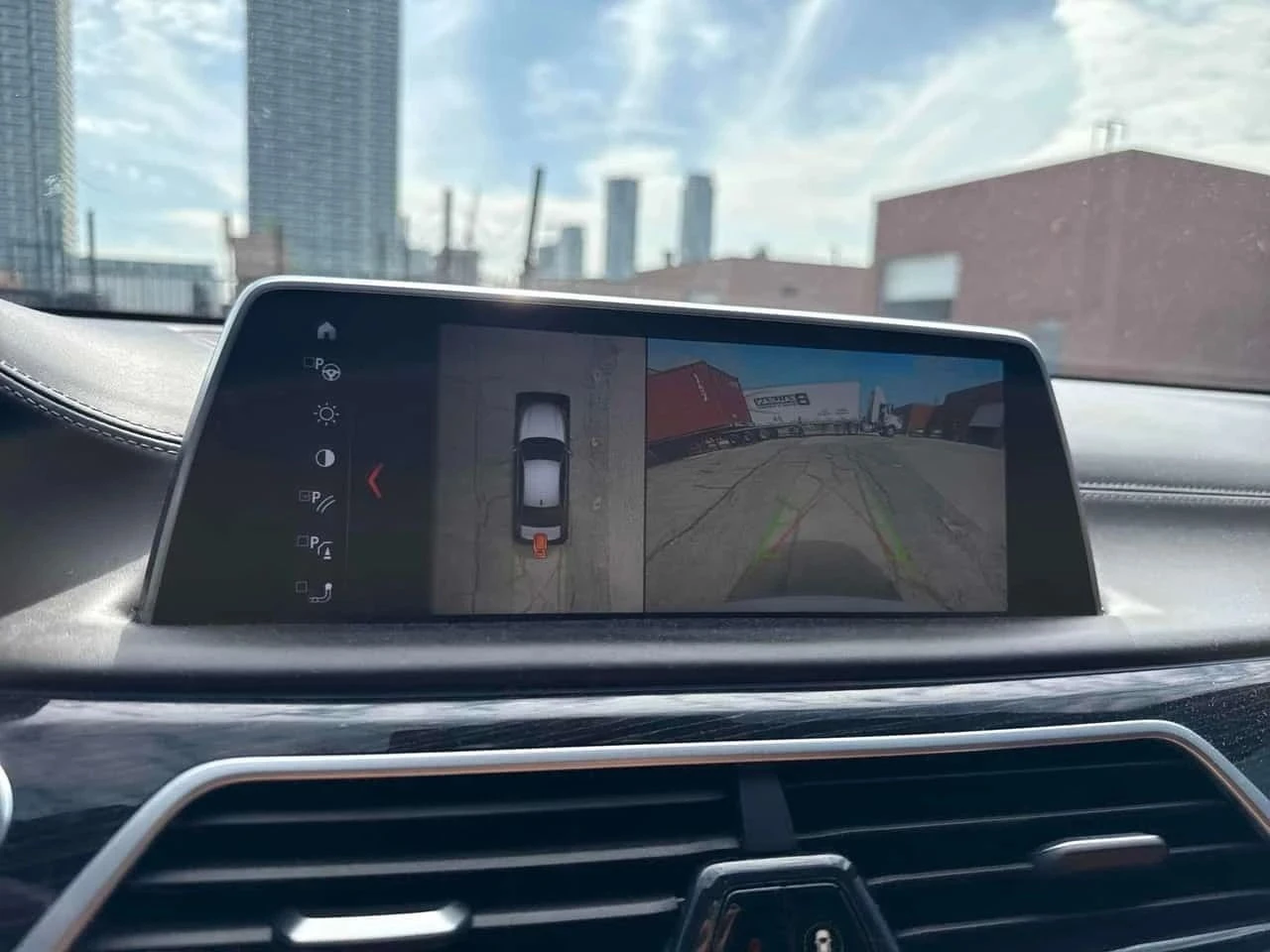BMW 750, снимка 13 - Автомобили и джипове - 56724400