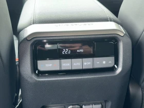 Toyota Land cruiser 250/2.8 D-4D/MILD HYBRID/EXECUTIVE/360/LED/, снимка 13