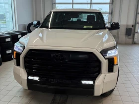 Toyota Tundra 4x4 Crewmax Limited Long Bed, снимка 2
