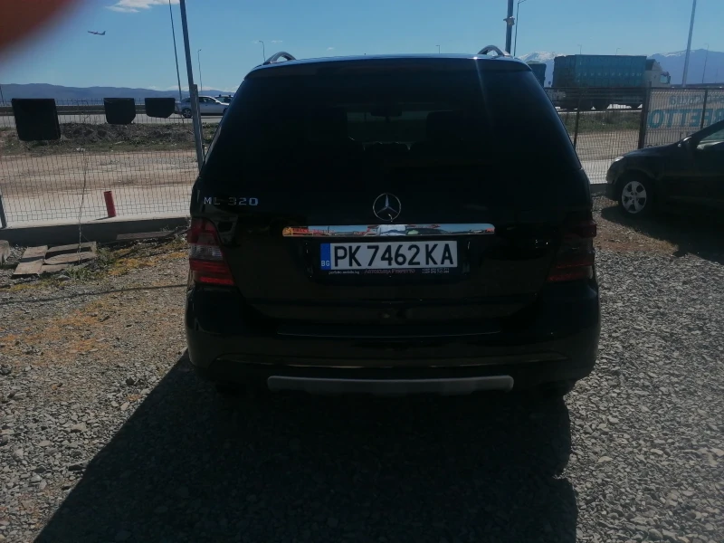 Mercedes-Benz ML 320 320CDI, снимка 8 - Автомобили и джипове - 47118131