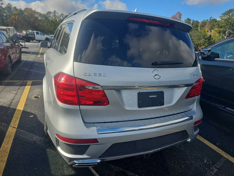 Mercedes-Benz GL 500 550/CRUISE CONTROL/HARMAN-KARDON/AUTO-PARKING/!!!, снимка 5 - Автомобили и джипове - 48071932