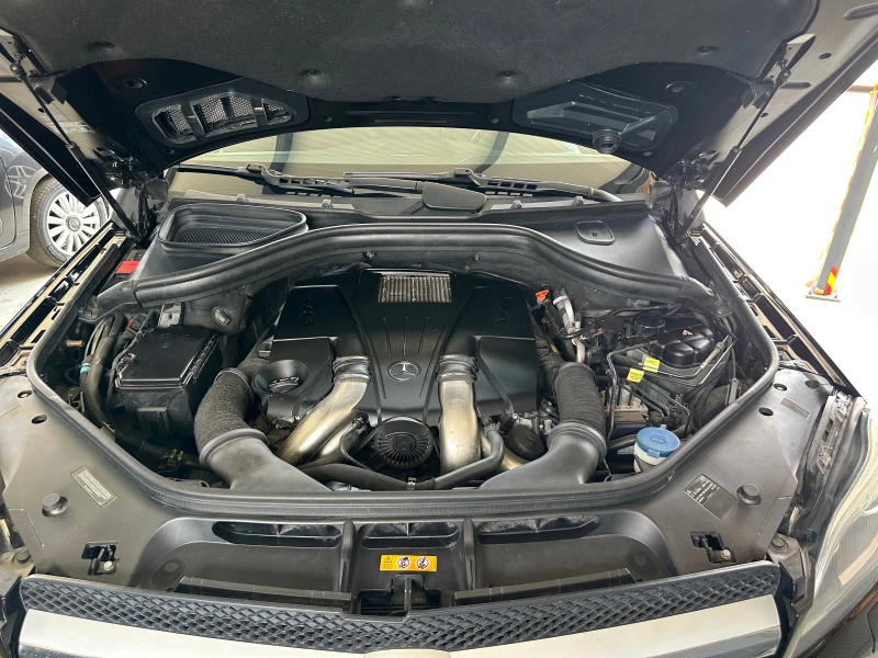 Mercedes-Benz GL 550 4MATIC,  6 + 1, снимка 17 - Автомобили и джипове - 51008285