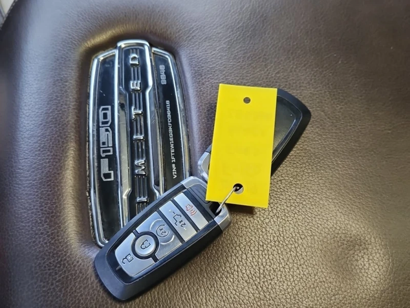 Ford F150 * LIMITED CREW CAB SHORT BED * CARFAX * ЦЕНА ДО БГ, снимка 8 - Автомобили и джипове - 52726340