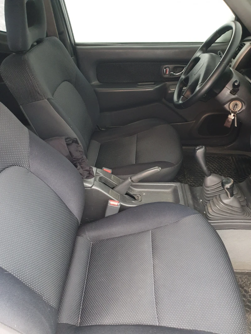 Mitsubishi L200, снимка 7 - Автомобили и джипове - 53185912