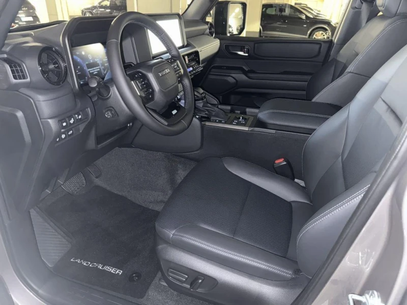 Toyota Land cruiser 250/2.8 D-4D/MILD HYBRID/EXECUTIVE/360/LED/, снимка 5 - Автомобили и джипове - 53558719