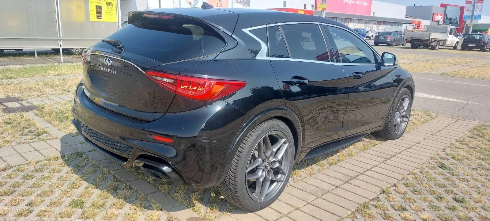Infiniti Q30 2.2 - изображение 3