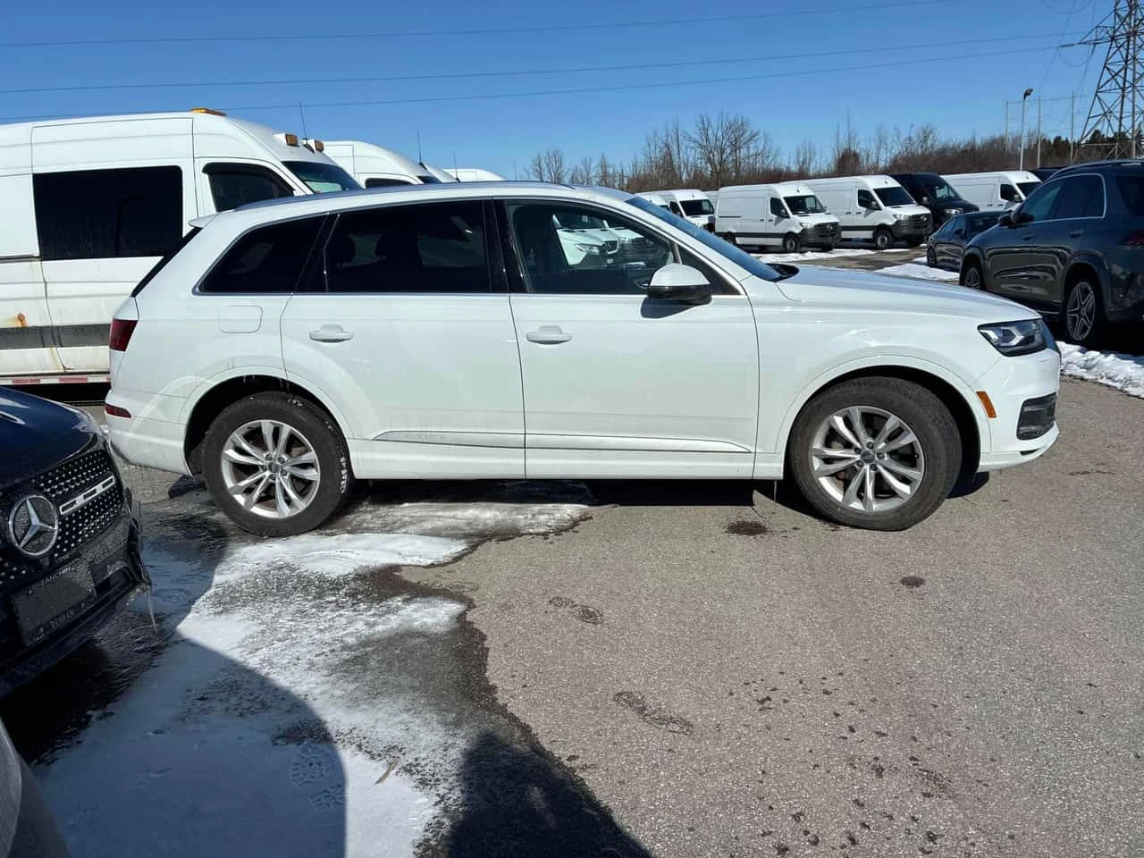 Audi Q7 * Progressiv * CARFAX * ОБДУХВАНЕ* ДИСТРОНИК*  - изображение 3