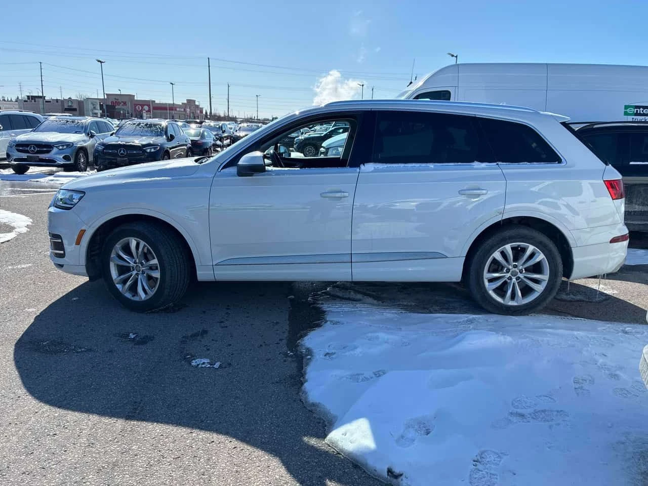 Audi Q7 * Progressiv * CARFAX * ОБДУХВАНЕ* ДИСТРОНИК*  - изображение 2