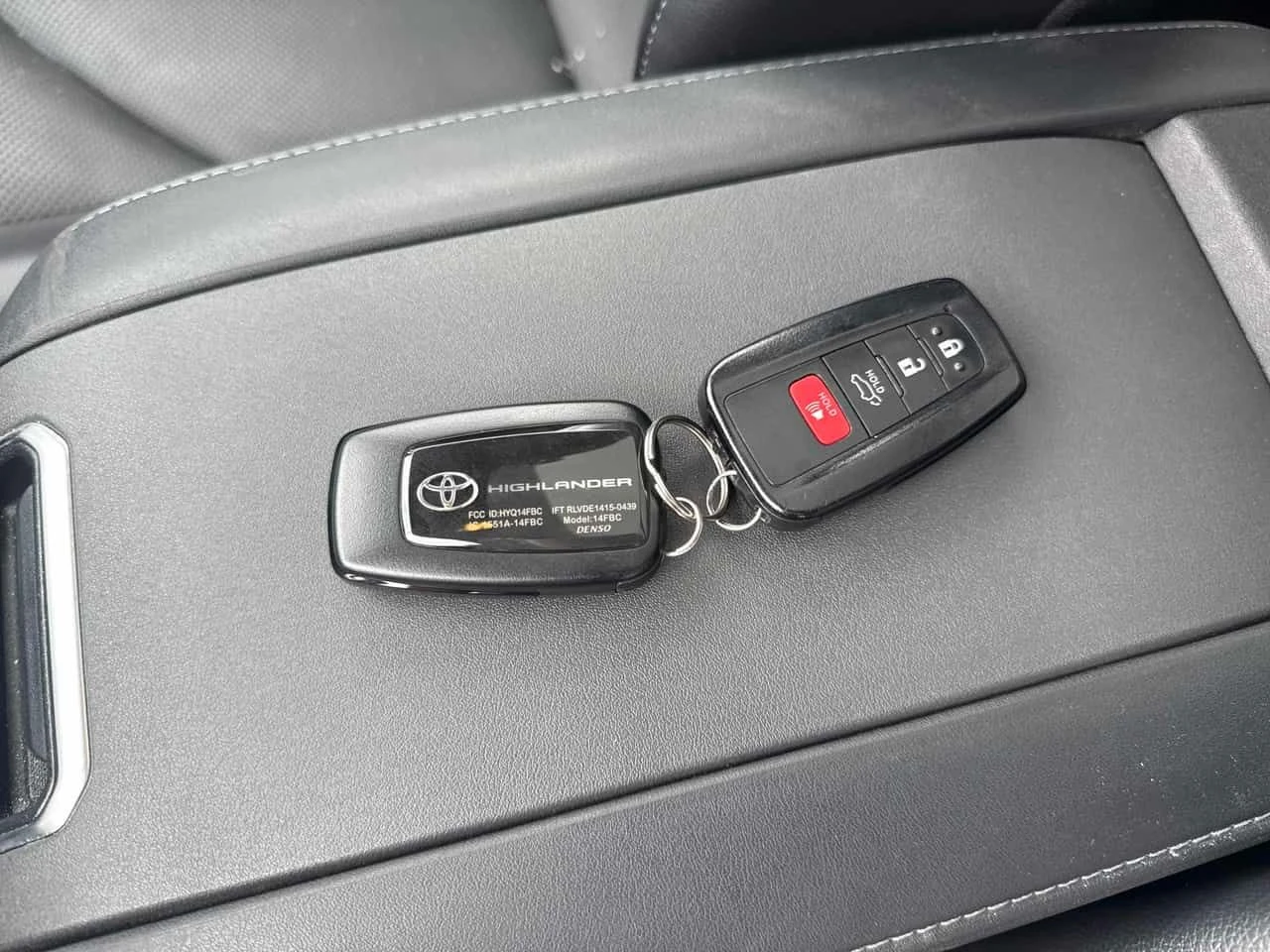 Toyota Highlander Limited  CARFAX, снимка 12 - Автомобили и джипове - 53712629