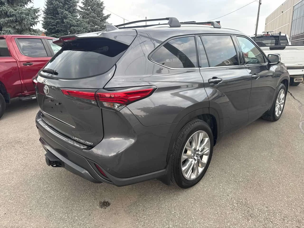 Toyota Highlander Limited  CARFAX, снимка 16 - Автомобили и джипове - 53712629